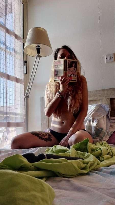 What are you reading now? Write in the comments😽