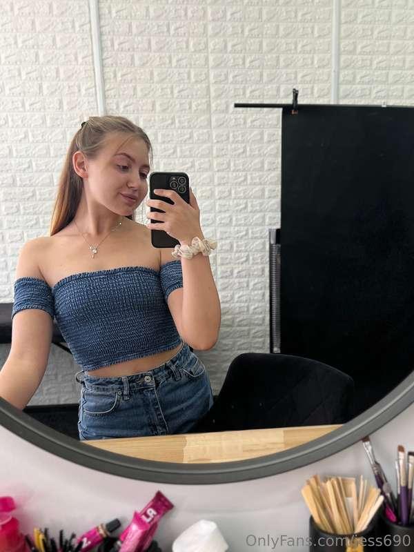 The morning started off just great! ☀️🌞 I woke up with a smi..