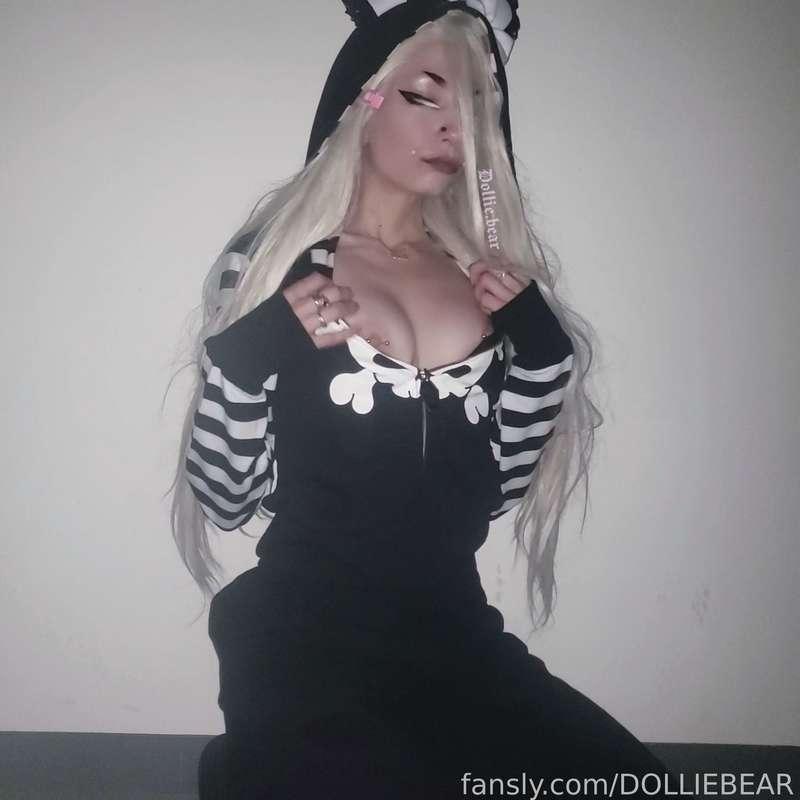 dolliebear image #0