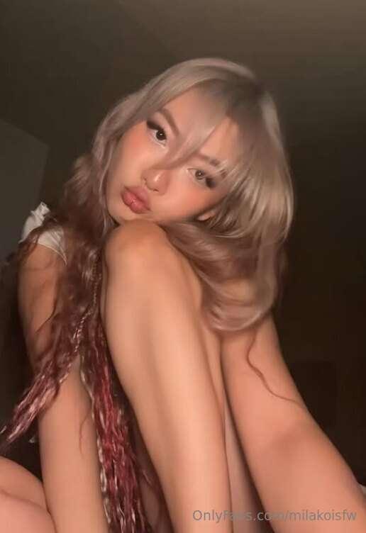I’m busy thinking of all the naughty stuff we can do🍆💦
