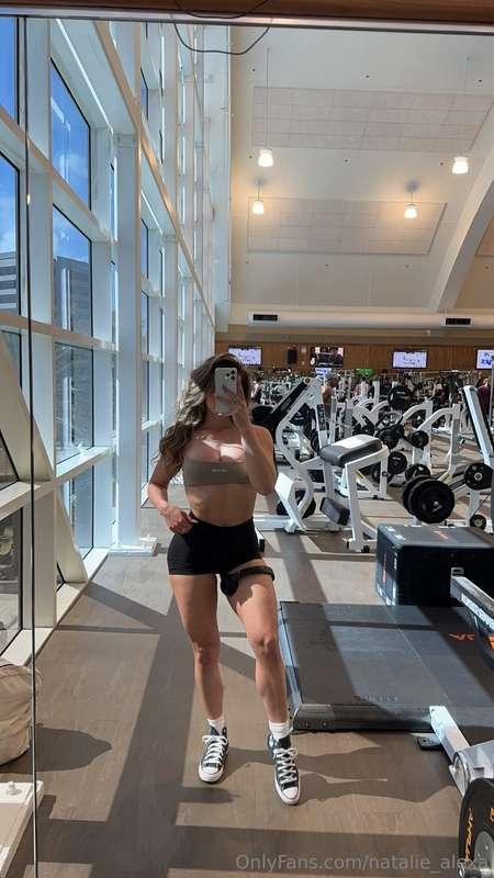 nothing stands between me and what i want💪