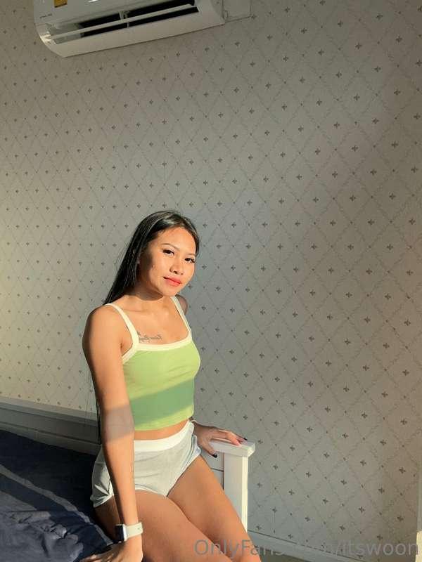 Does the sunlight make me look good 🔆💕