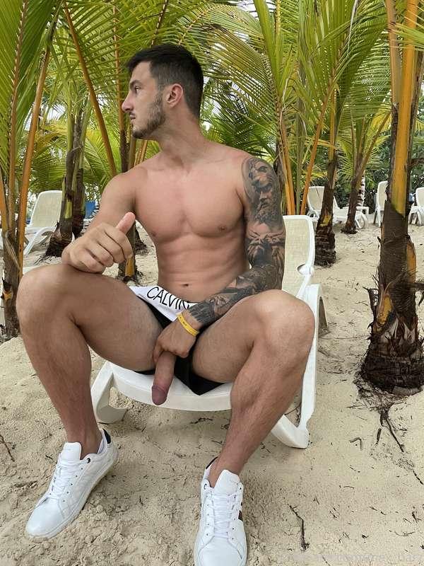 max_barz image #1