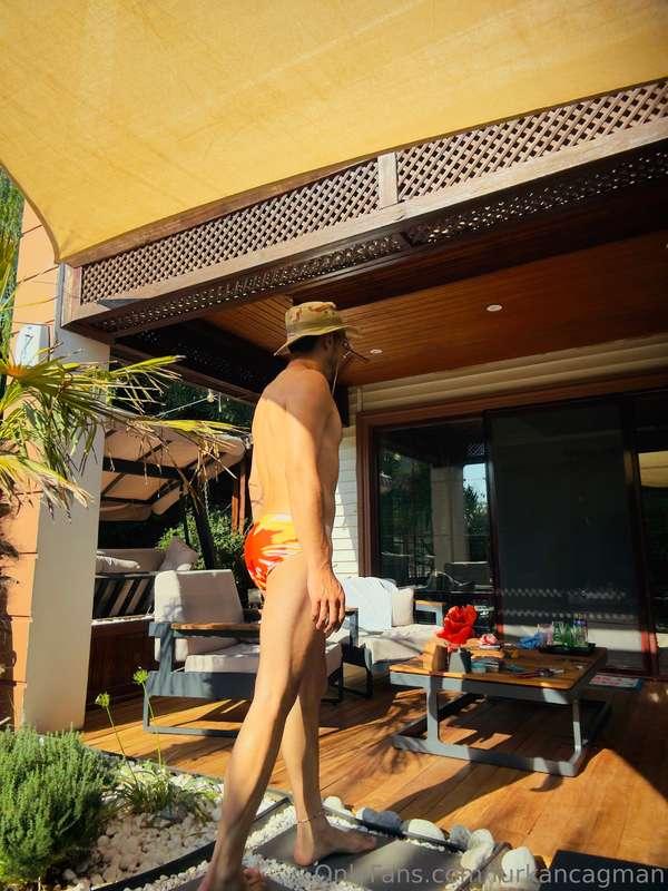 Çok uzun bir aradan sonra buradayım… Özledin mi beni? 🔥 Bekl..