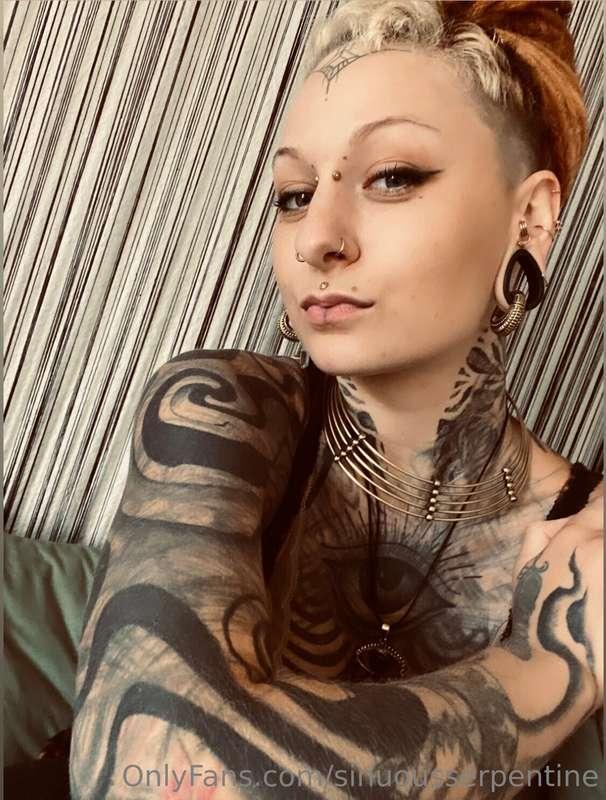 🖤