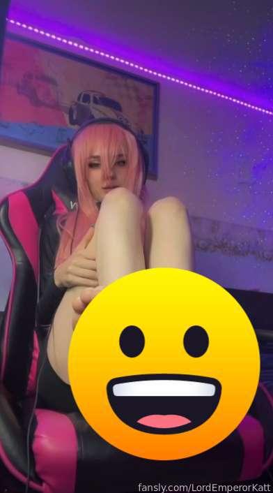 lordemperorkatt image #2