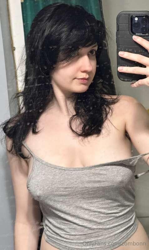 no makeup selfie ;P