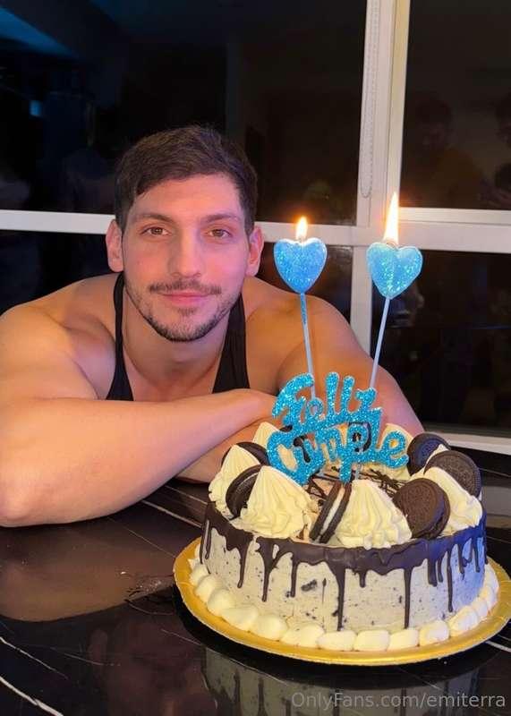 Today is my birthday 🎂 How important am I to you? Each gift ..