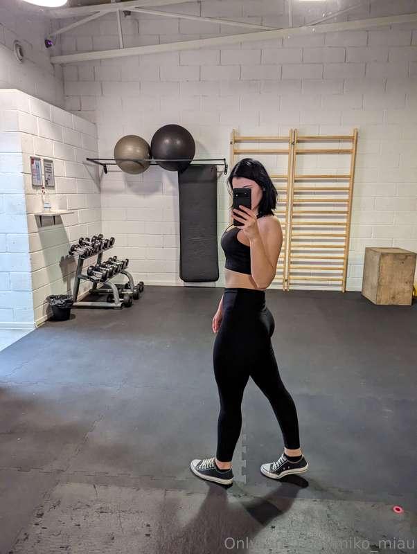 Would I be your gym crush? (:
