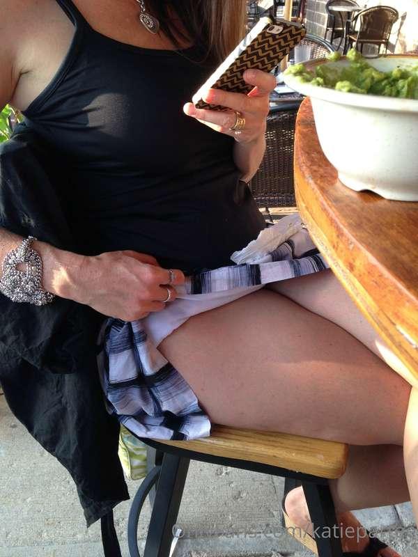 Subtly flashing the passers by.