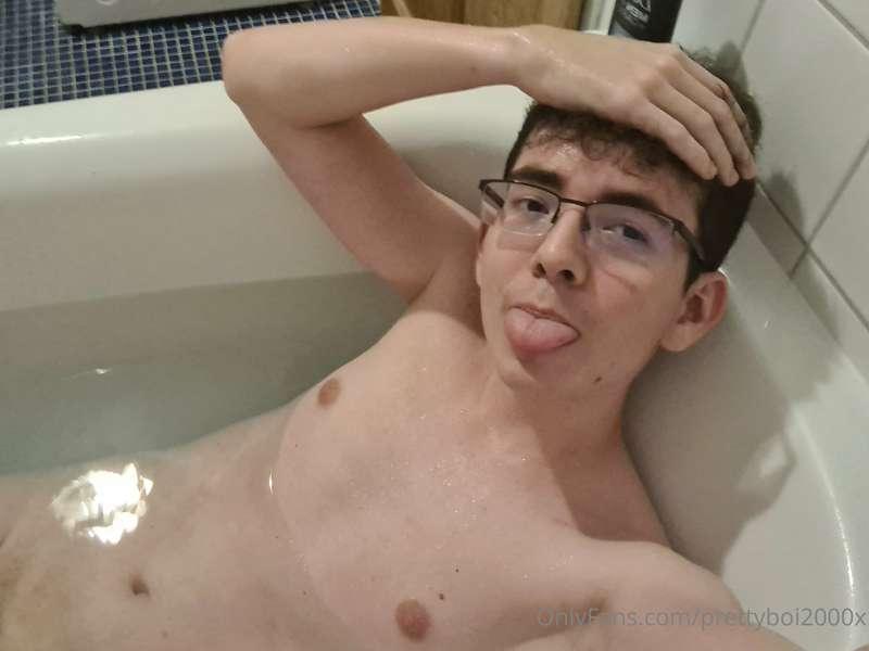 prettyboi2000x image #6