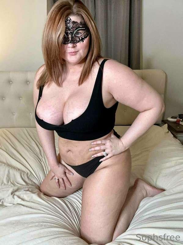 # Should I fuck @fetish-mommy next? 😈 HER PAGE IS FREE FOR T..