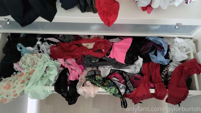 Da ich öfters gefragt wurde, was ich so für Slips habe,  hab..
