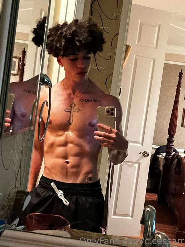 i need some help putting oil all over my body do you think y..