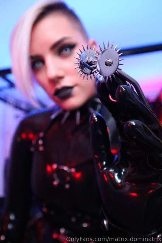 matrix.dominatrix image #2