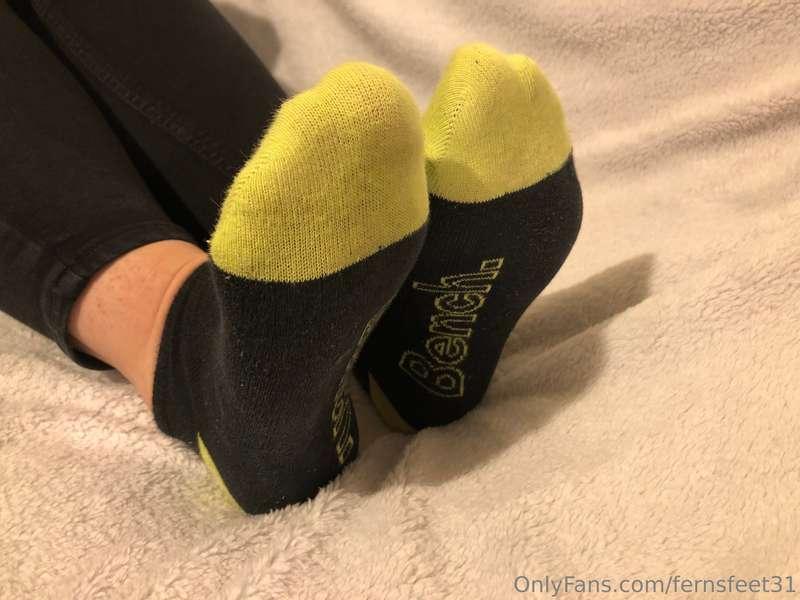 It was too hot for socks today…now my feet are so smelly! 🫣👃..