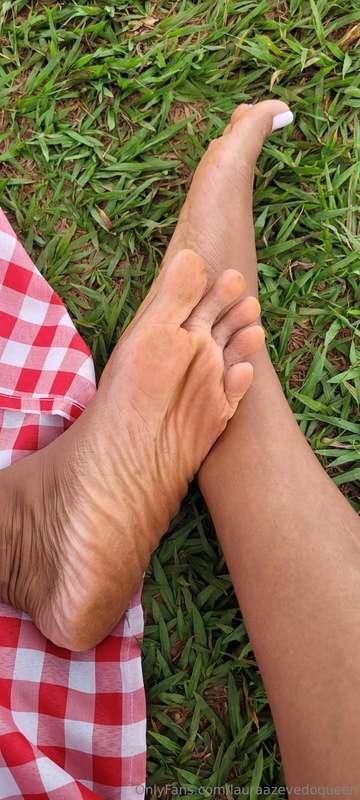 Yesterday was a good day, I went to the park and walked bare..