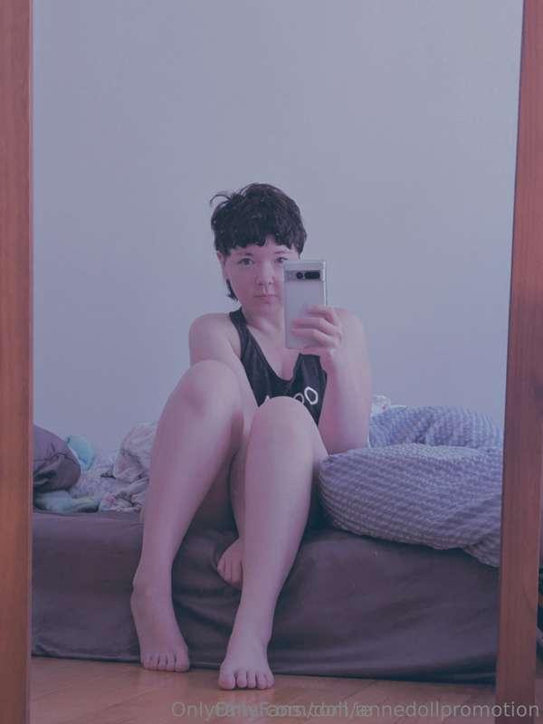 @doll.ie  hi, I'm dollie~ hehe  I enjoy videogames, music, c..