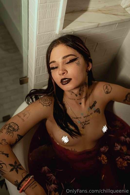OMG ale zrobiłam dla Ciebie pakiet z mojej kąpieli🥵💦 jestem ..
