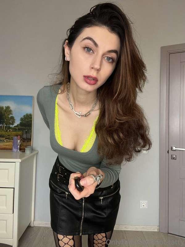 I love the chain on my neck so much🤩 Do you think I need to ..