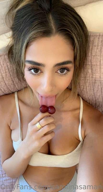 If you like this view you should lmk in our dms 👅🍒