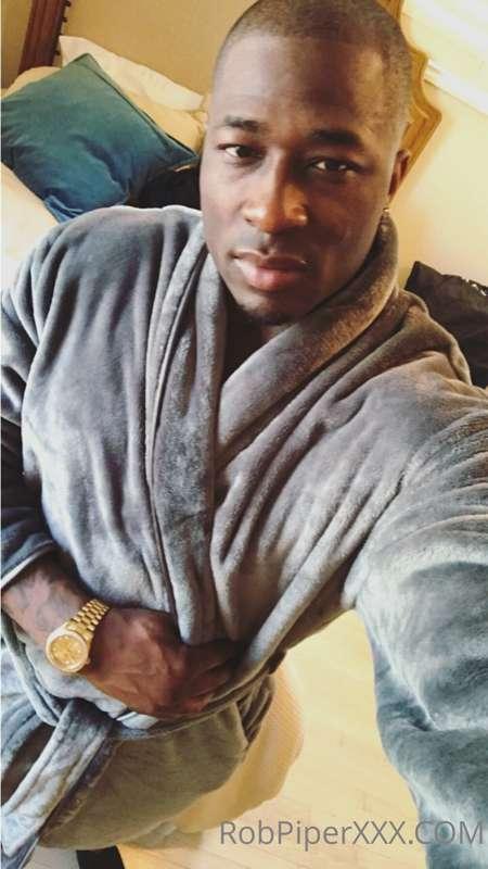 take this off for me... bb 💯