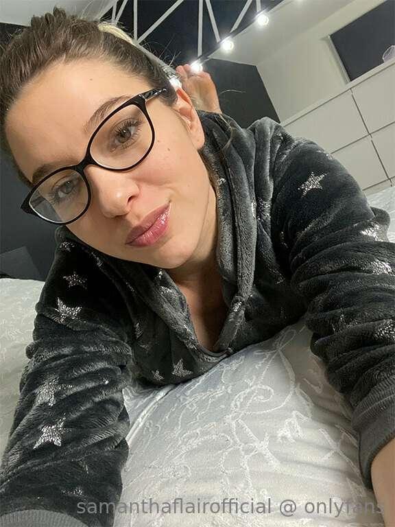 Glasses in bed