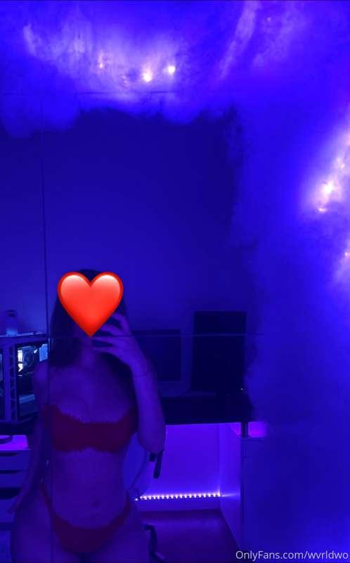 do you want me against the desk or the chair 🥺