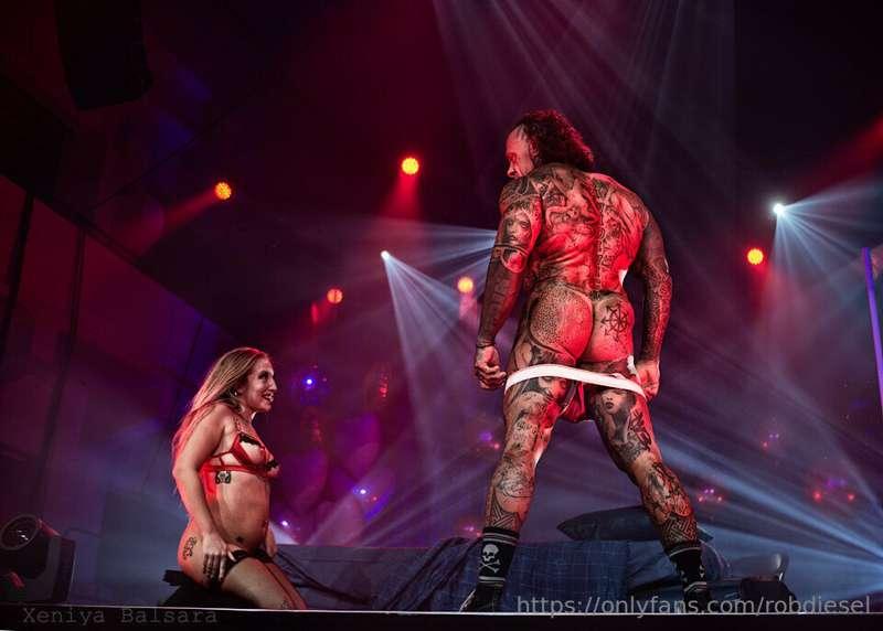 Finland's largest, oldest and most beautiful sEXHIBITION 27-..