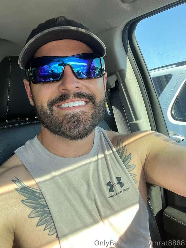 😎