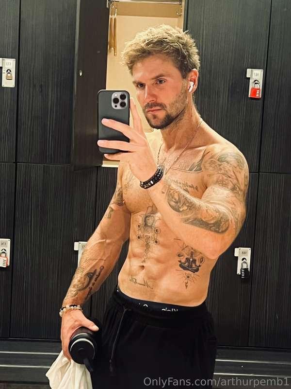 Do you think i look great? 