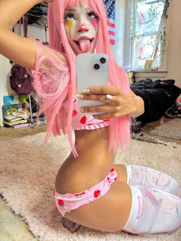 coldfknbabe image #2