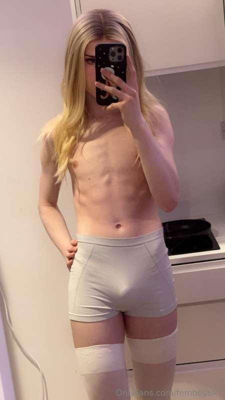 femboyuk1 image #1