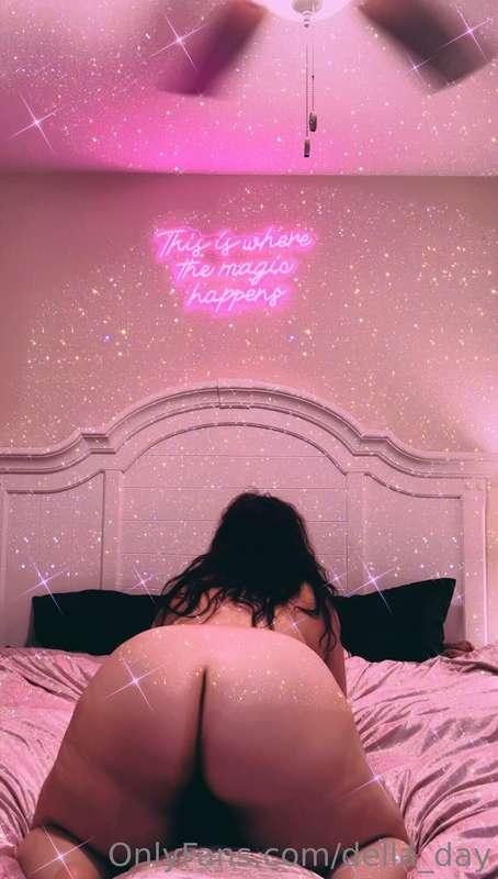 I’m desperate need of a good spanking 😜