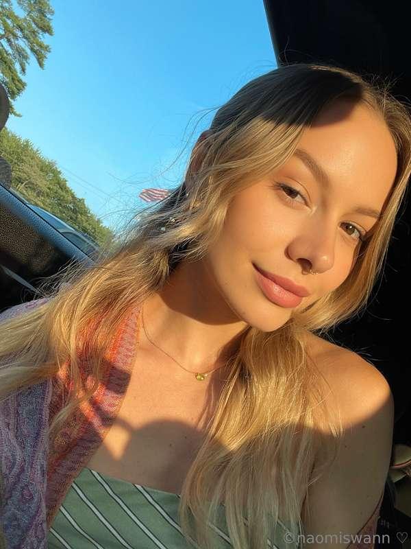 vitamin D looks good ON ME and IN ME ikykwim 🥰