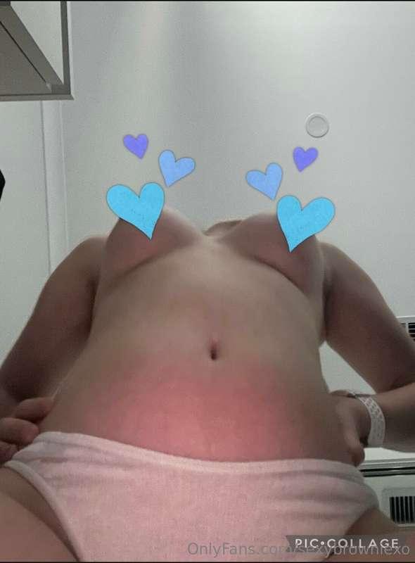 Imagine this view when I’m sitting on you daddy 😋😉