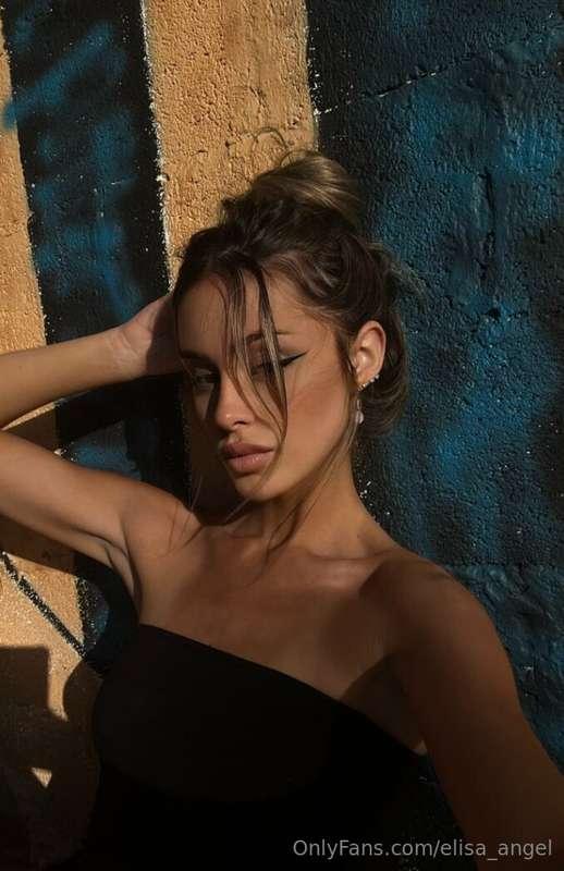 ⚡️@officialgiulia NOW WET⚡️Oh my god @officialgiulia wants y..