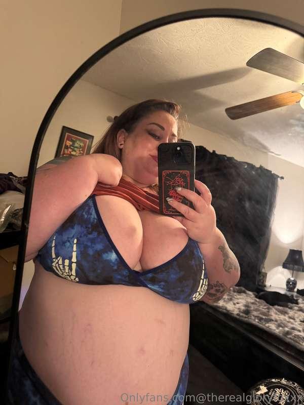 therealgloryfoxxx image #0