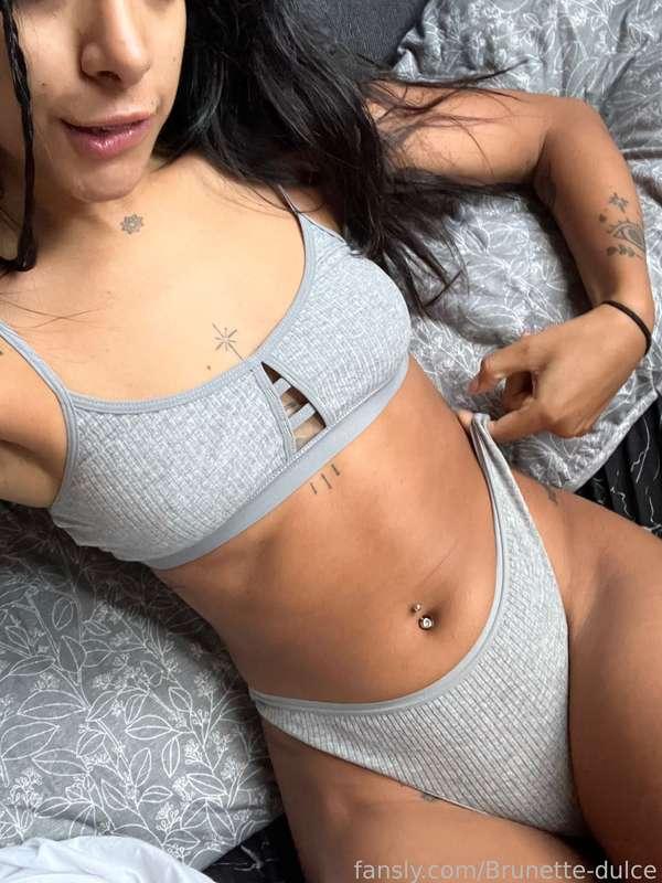 brunette-dulce image #1