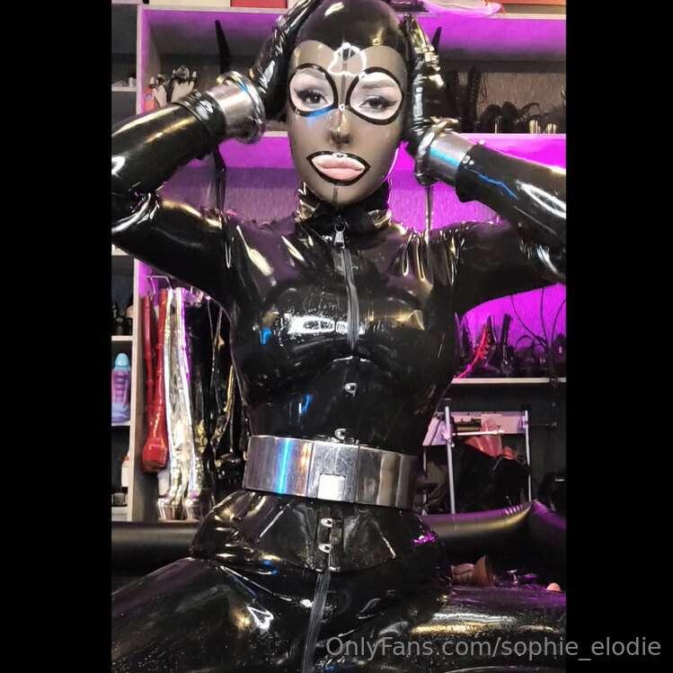 In this much requested video I am completely naked at the be..