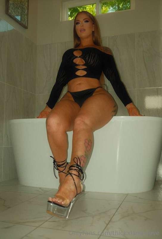 Runway legs 😮‍💨