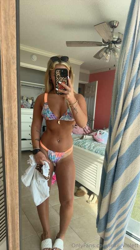 At the beach who wants to spoil me while I’m here? 