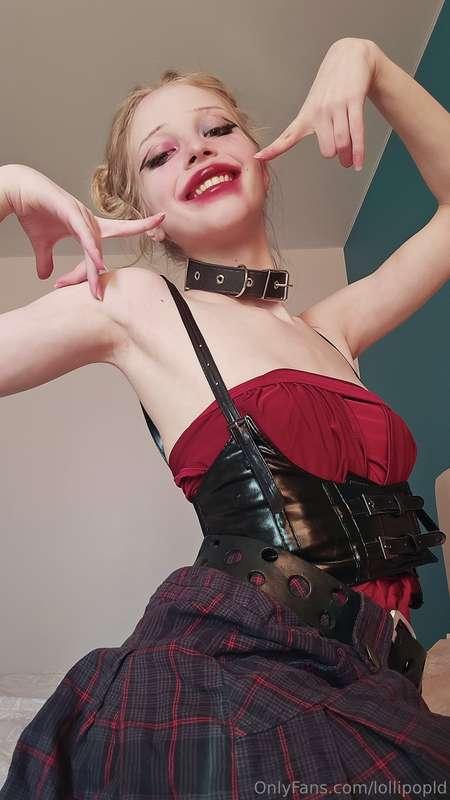 💖🦇 Harley Quinn is the real queen of Halloween! Laughter, ad..
