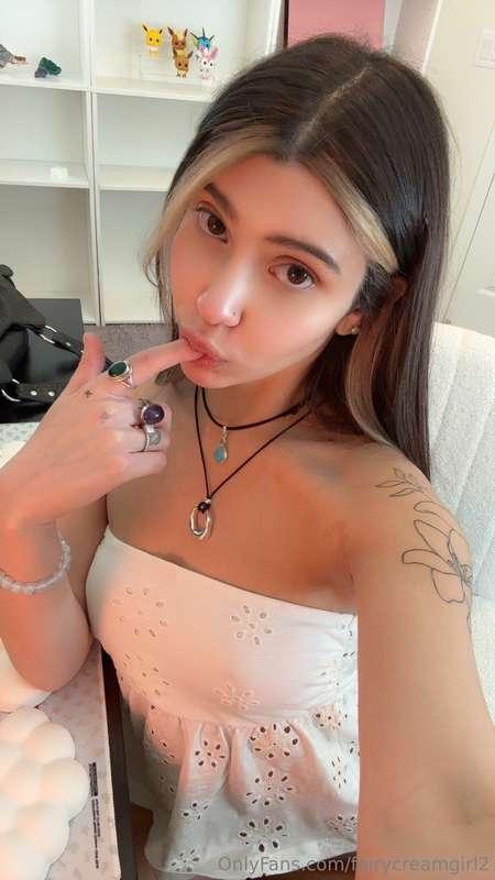 Cute face. Nasty thoughts.😋