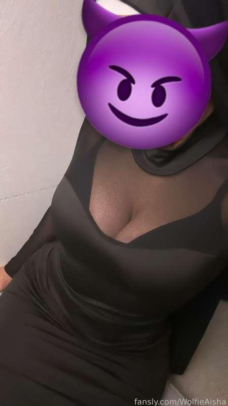 cleavage see thtough can i go out like this daddy? &lt;3

#cleavage #dress #hijab #hijabi  #tits #ass