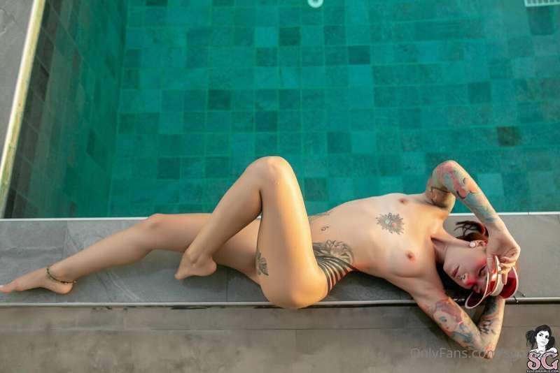 New set "red sunset" from gorgeous @enchantress_sg 
Like wha..