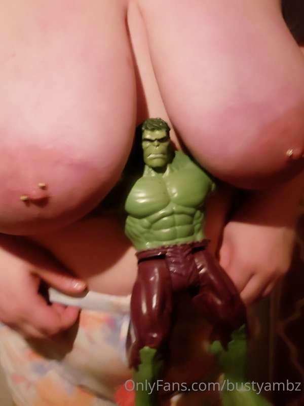 bustyambz image #4