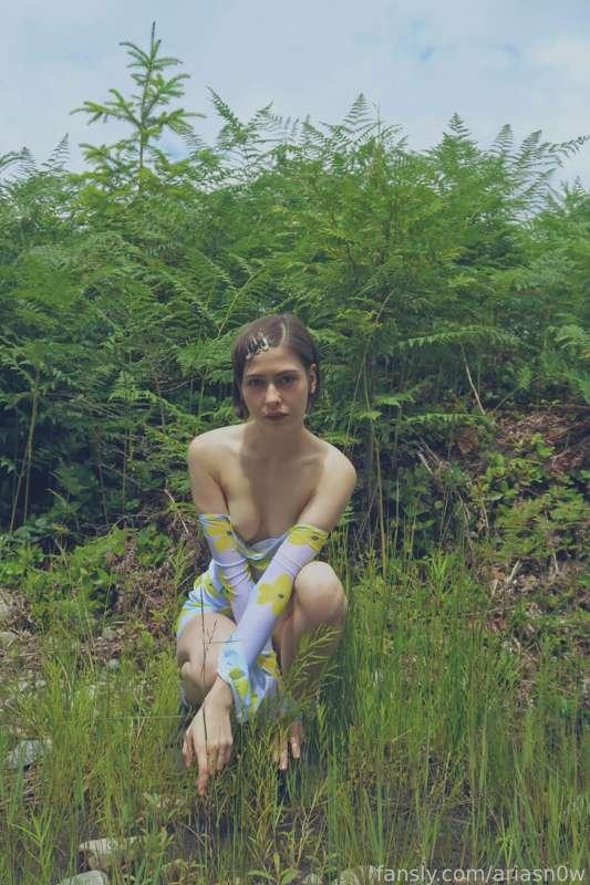 I realized this week that I enjoy being naked outside very much 🧚‍♂️