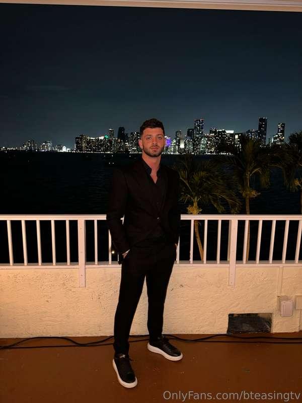 Suited up😎