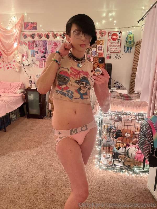 pretty pink pastel boy, getting ready to go out :)))